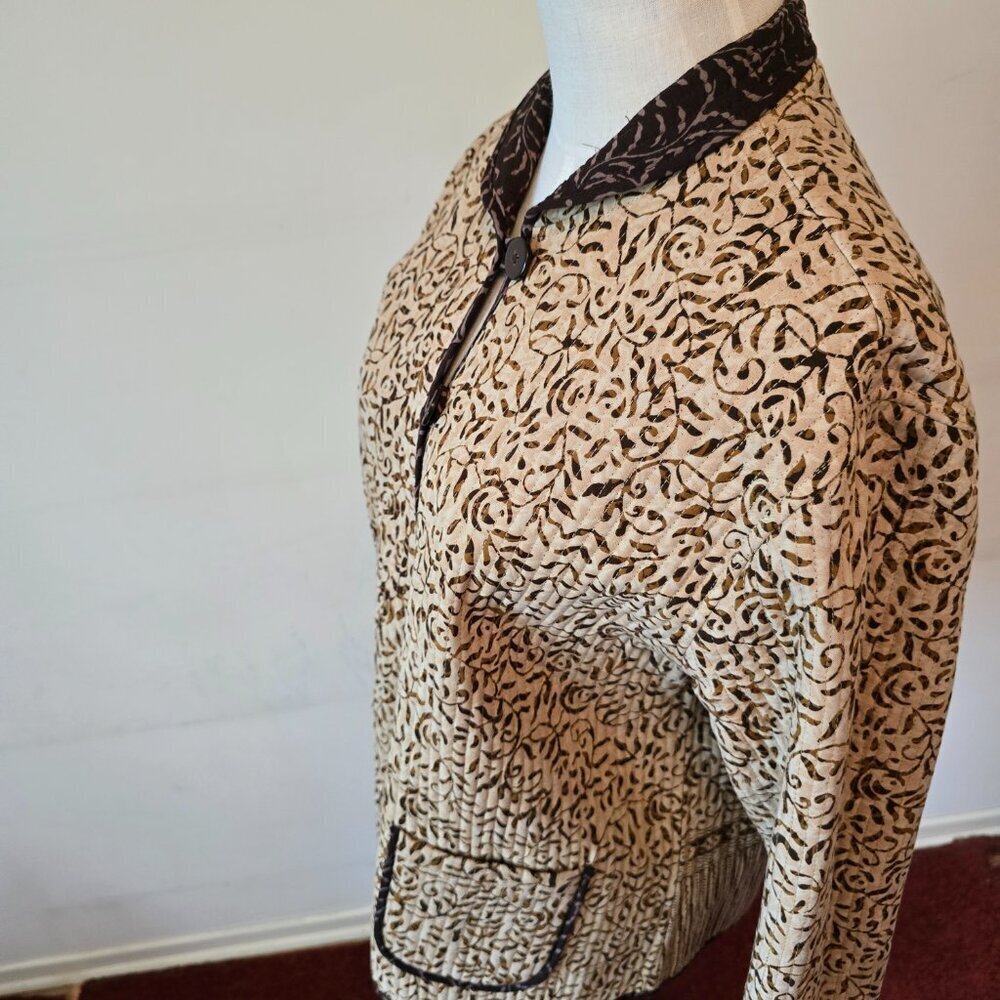 Reversible Quilted Jacket in Cream & Brown - Picture 16 of 16